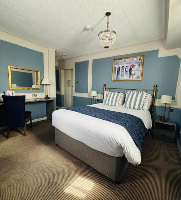 The Coleshill By Greene King Inns Екстер'єр фото